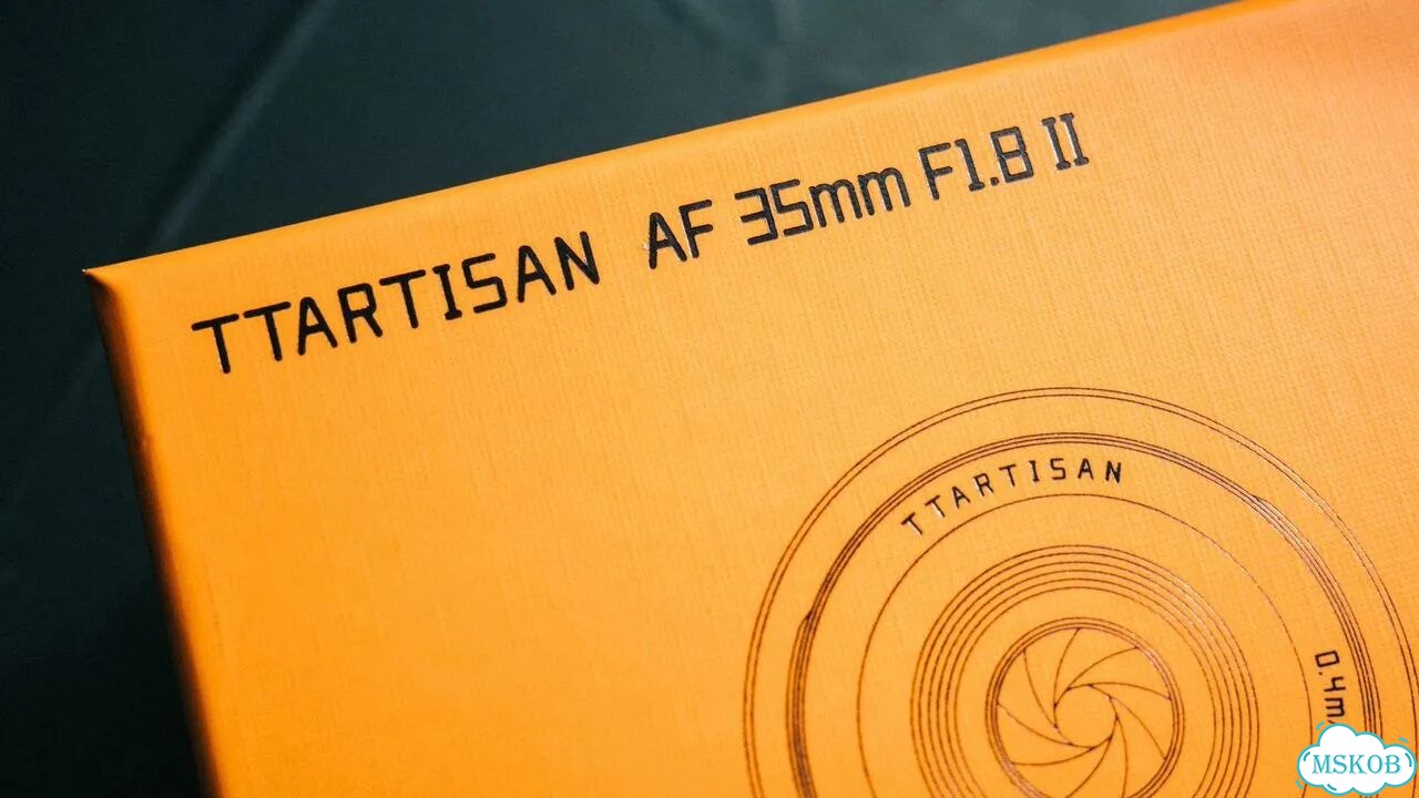 Ttartisan AF 35mm F1.8 APS-C Sony e Orange фото 3