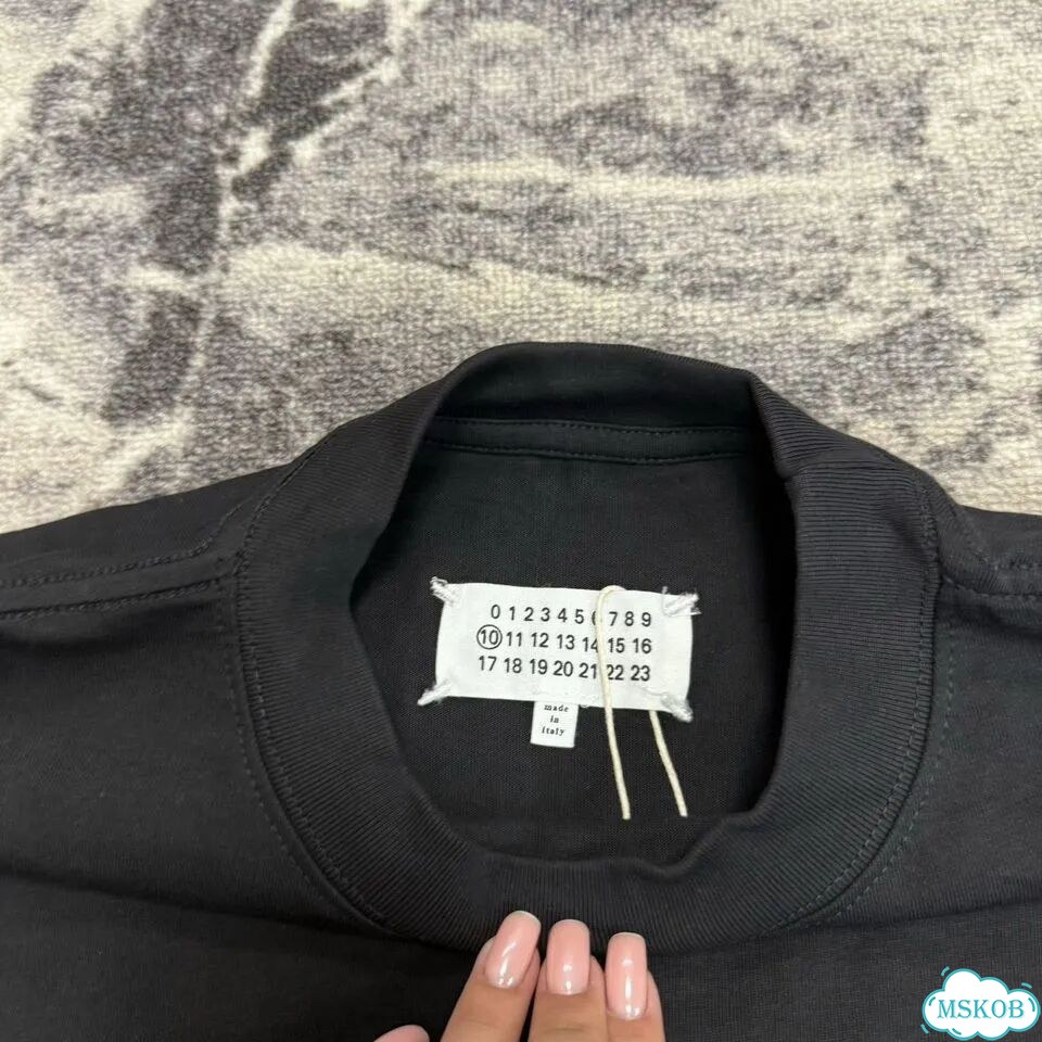 Футболка Maison margiela mm6 цифры 2026 фото 5