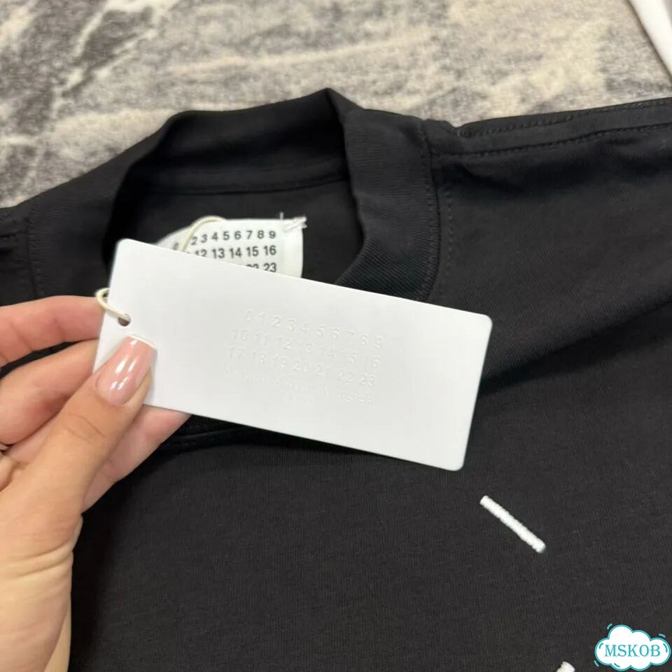 Футболка Maison margiela mm6 цифры 2026 фото 6