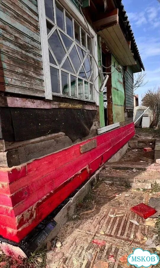 Замена гнилых венцов, ремонт полов, подъем домов фото 6