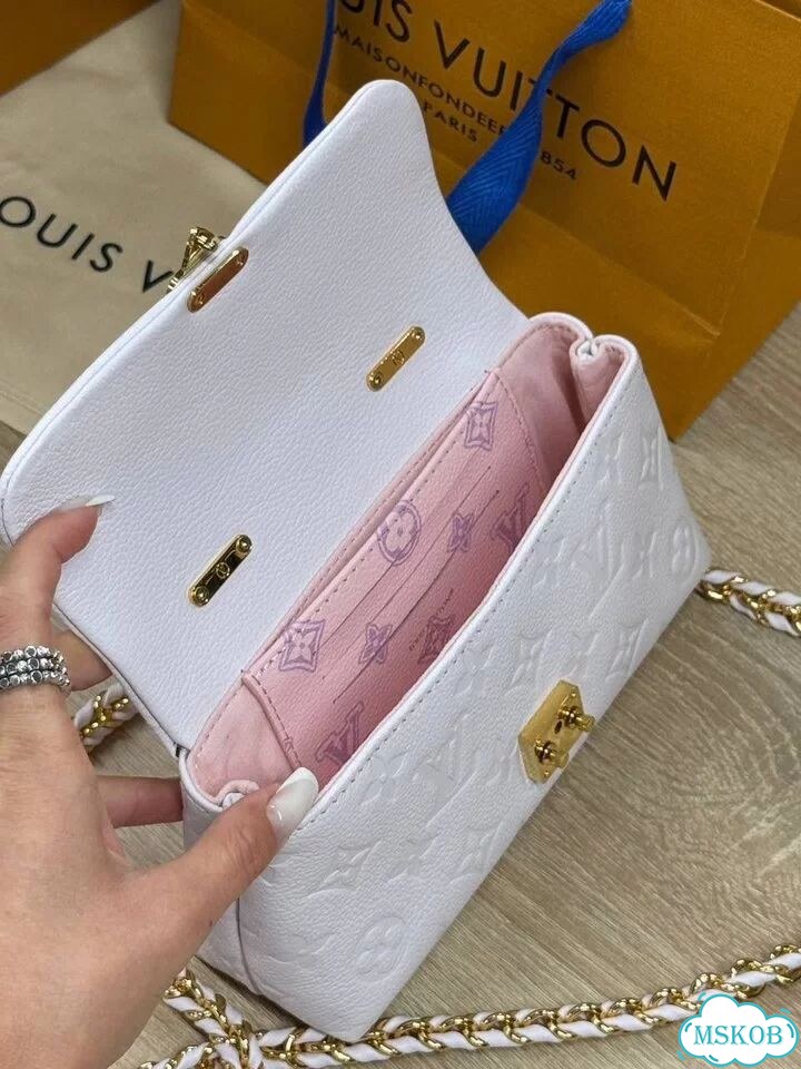 Louis vuitton nano madelein фото 6