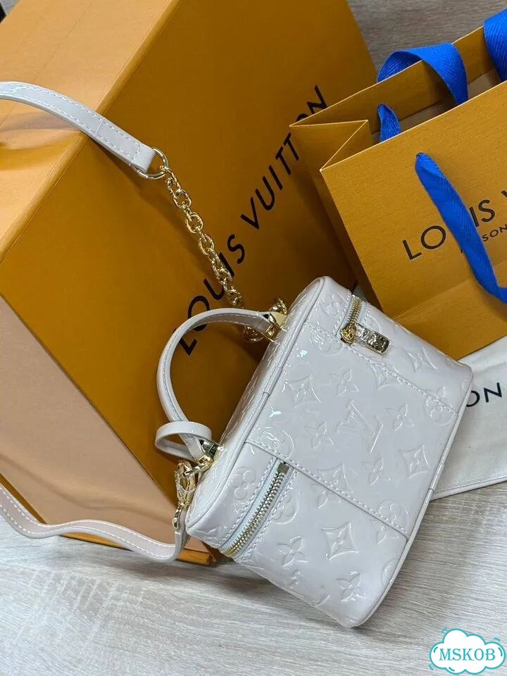 Louis vuitton vanity pm сумка фото 5