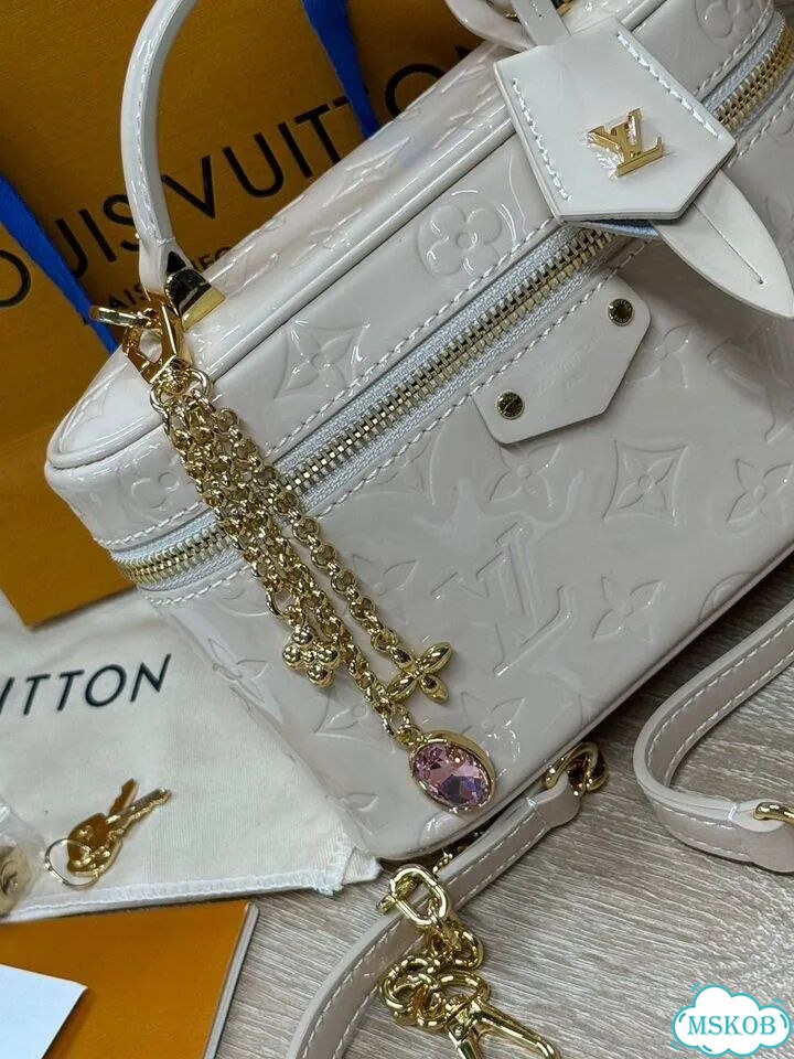 Louis vuitton vanity pm сумка фото 6