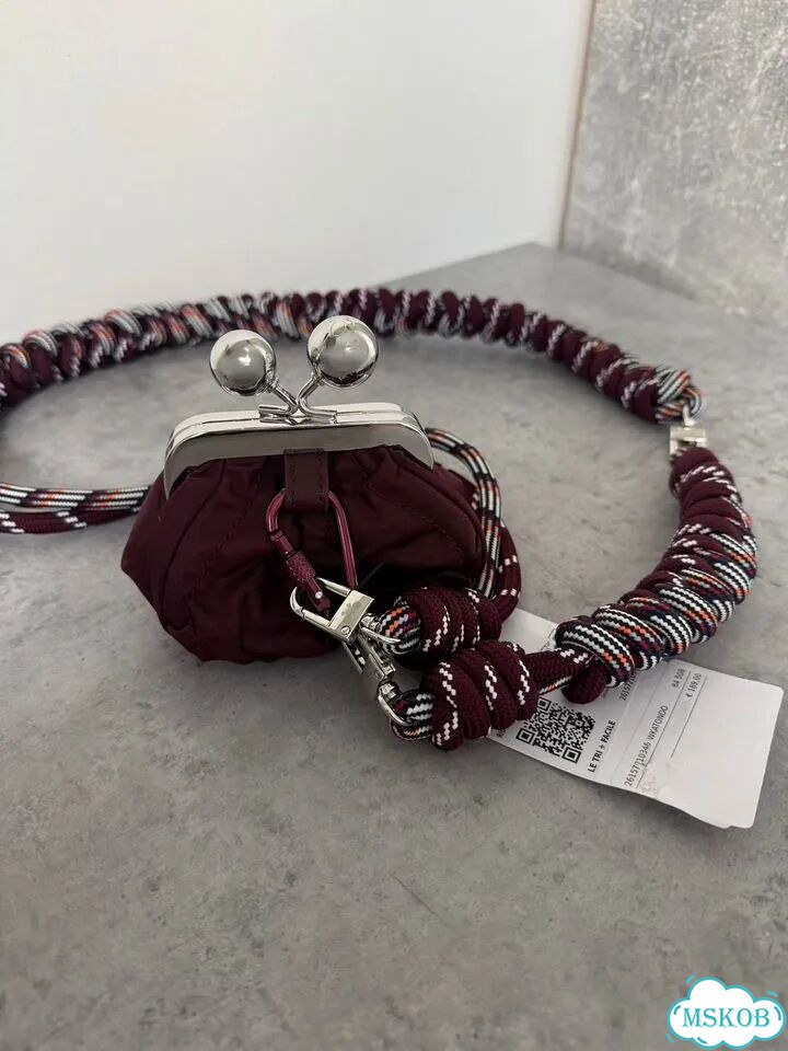 Кошелек-брелок Maxmara weekend фото 2