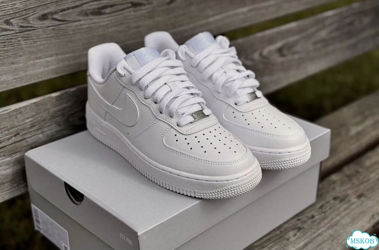 Кроссовки nike air force 1 фото 1