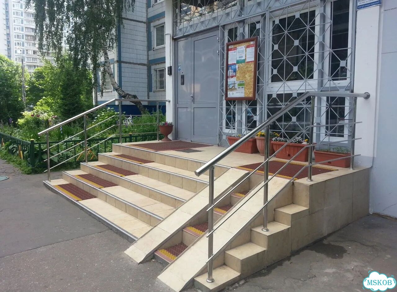 Лестничные ограждения из матовой нержавейки 316 фото 9