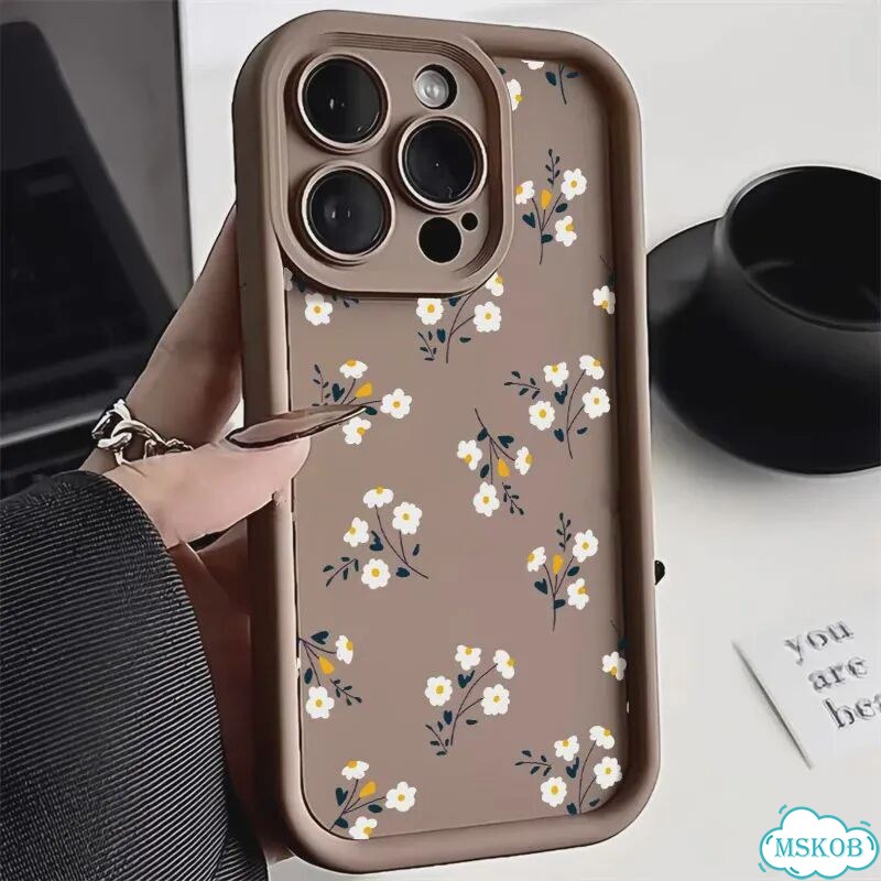 Чехол для iPhone 16 Pro с цветочным принтом, коричневый фото 1