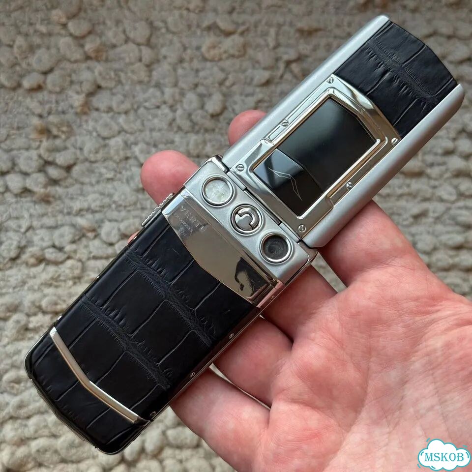 Vertu Constellation Ayxta, 1 SIM фото 3