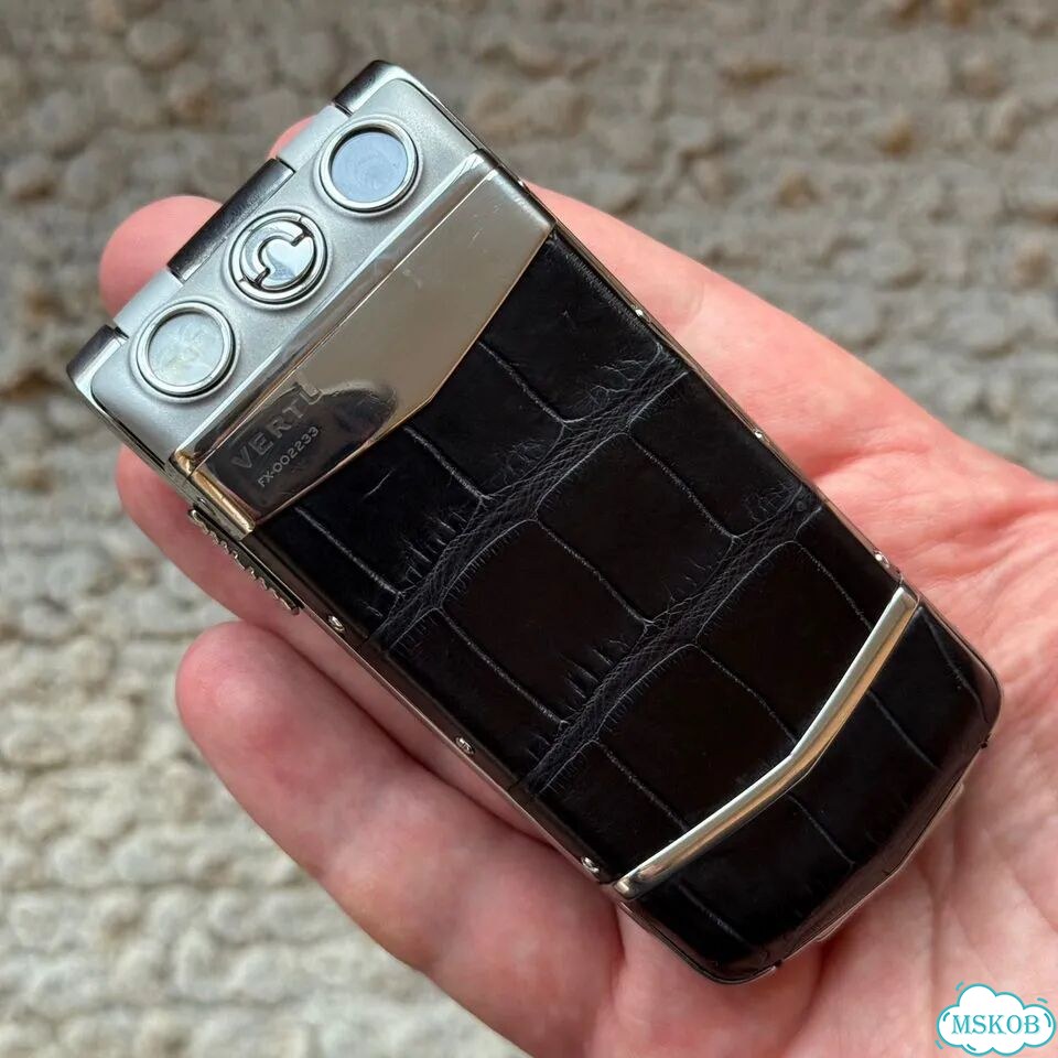 Vertu Constellation Ayxta, 1 SIM фото 9