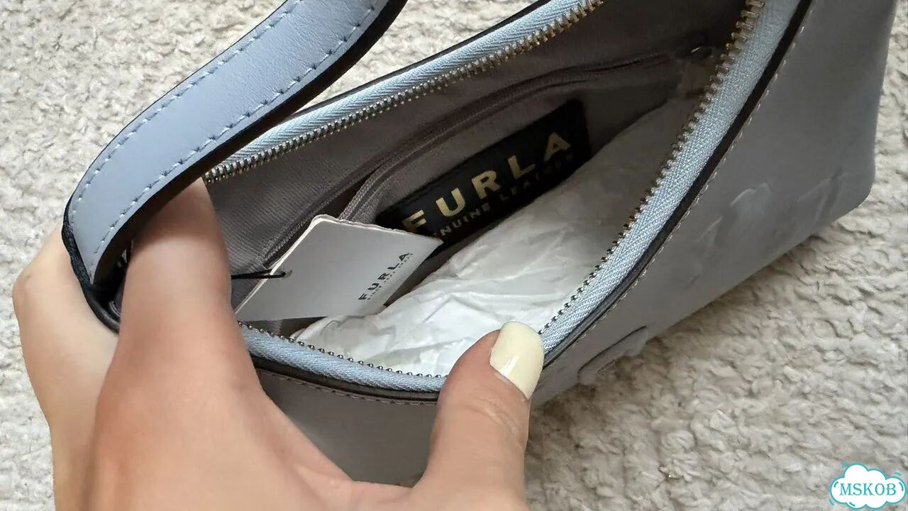 Кожаная сумка Furla оригинал фото 5