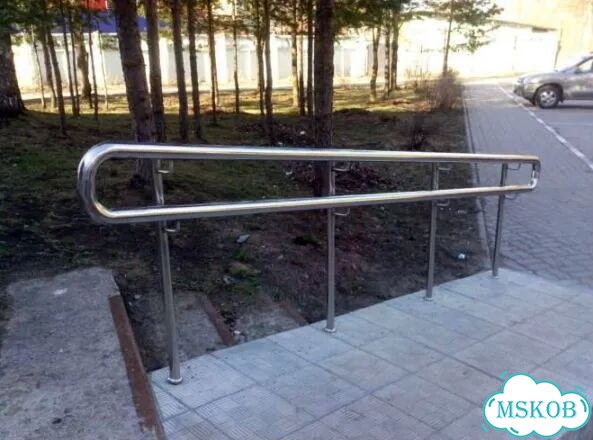 Ограждающие перила из отшлифованной нержавеющей ст фото 5
