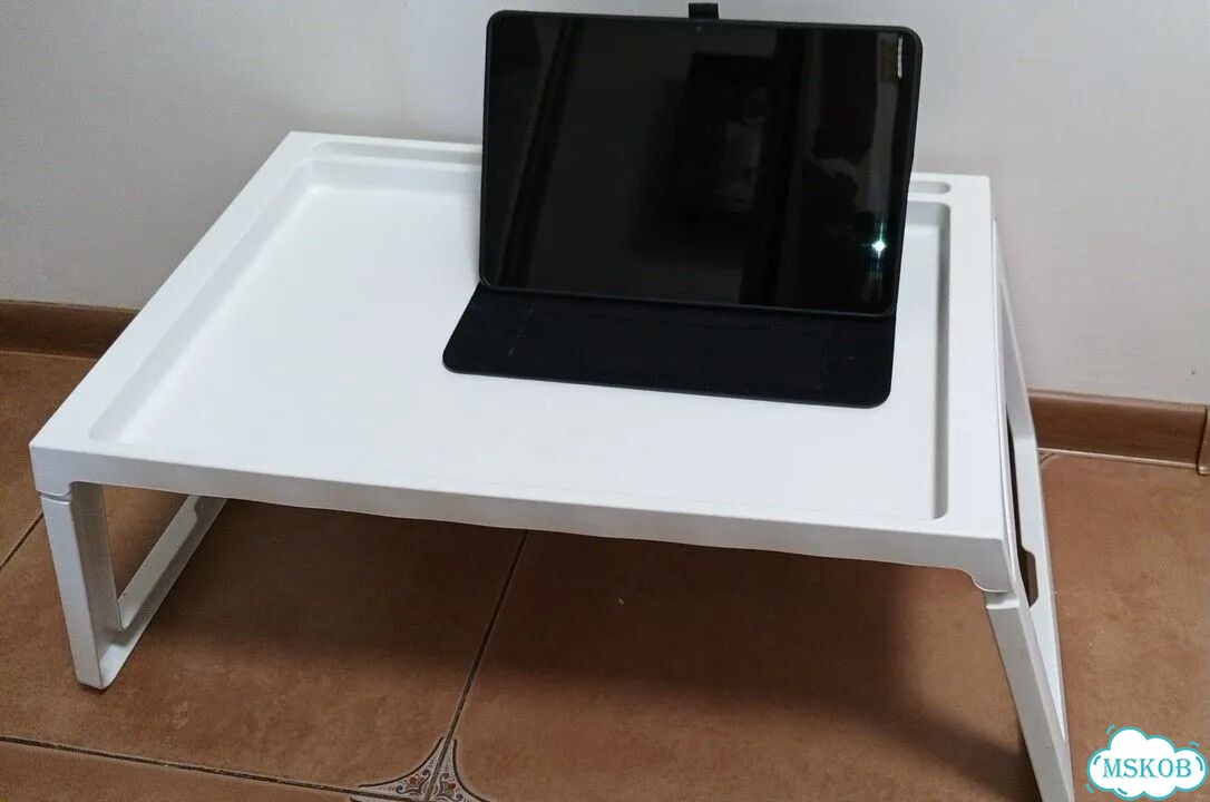 Компьютерный столик для ноутбука в кровать IKEA фото 1