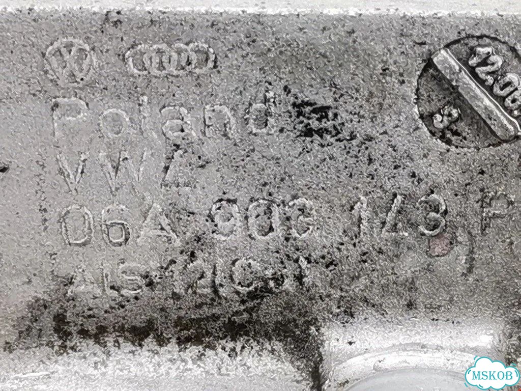 Кронштейн генератора Audi A3 8L фото 6