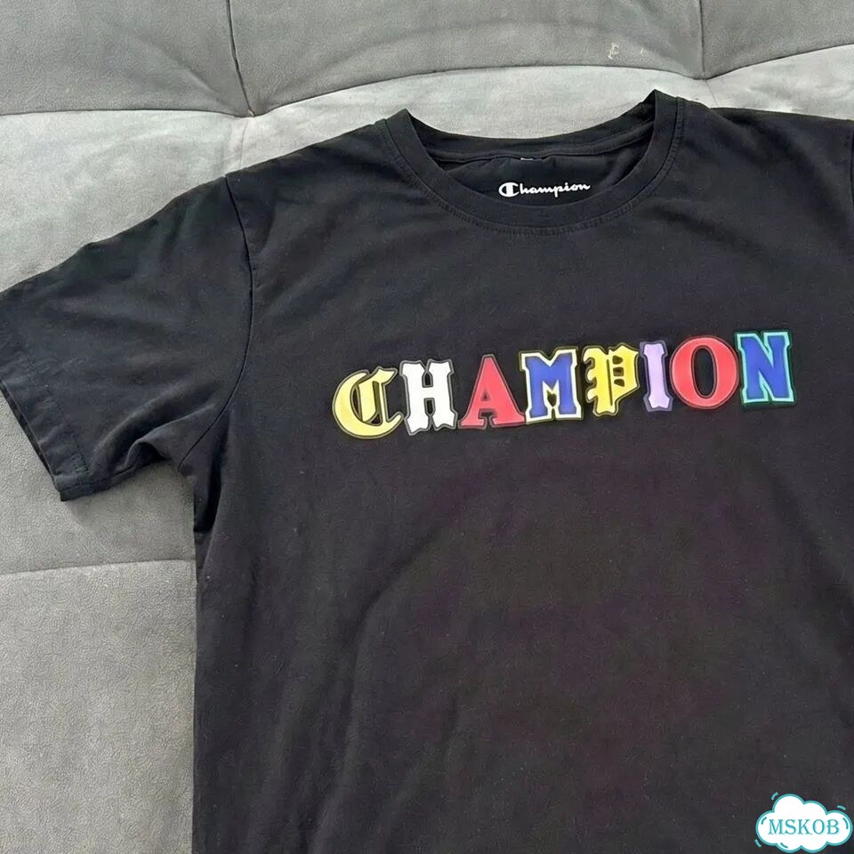 Футболка Champion Gohic Font Logo редкая фото 5