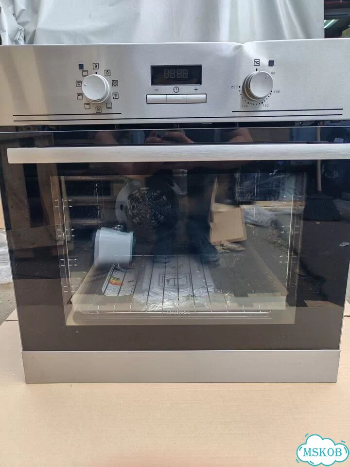 Духовой шкаф Electrolux EZB 3400 AOX фото 1