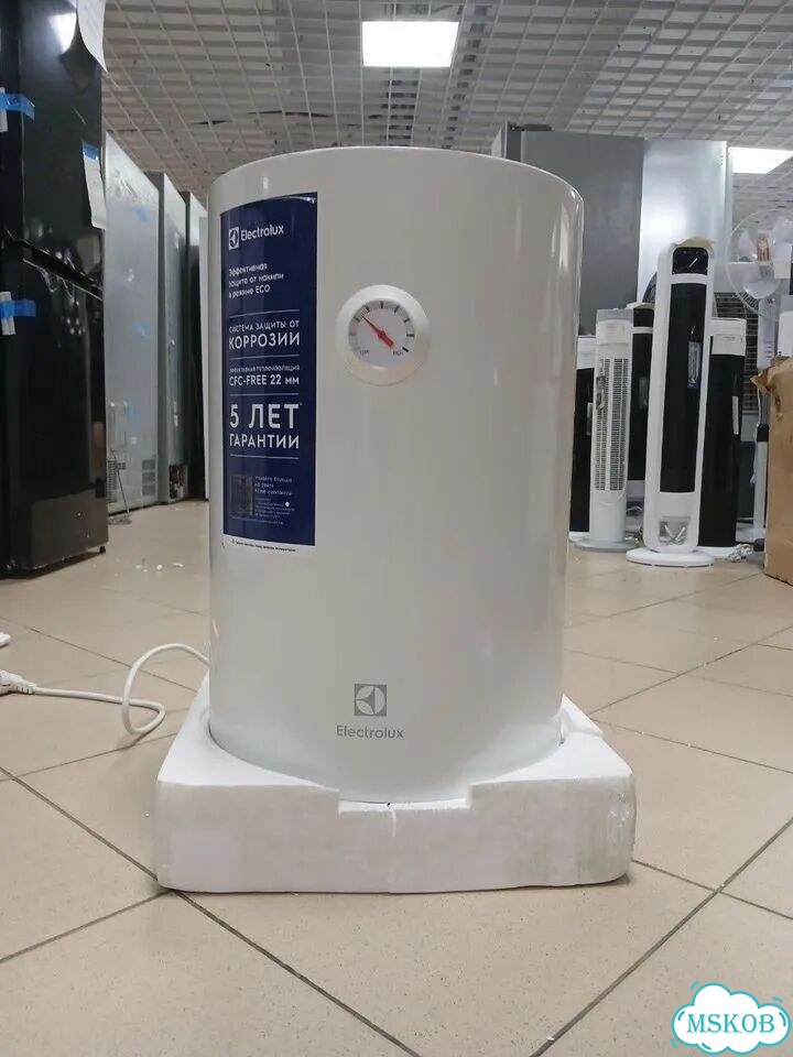 Водонагреватель Electrolux EWH 30 Quantum Pro фото 1