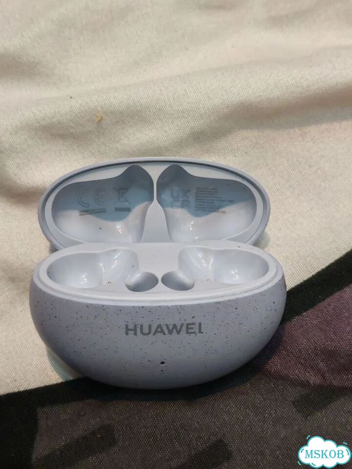 Кейс от наушников huawei freebuds 5i фото 2