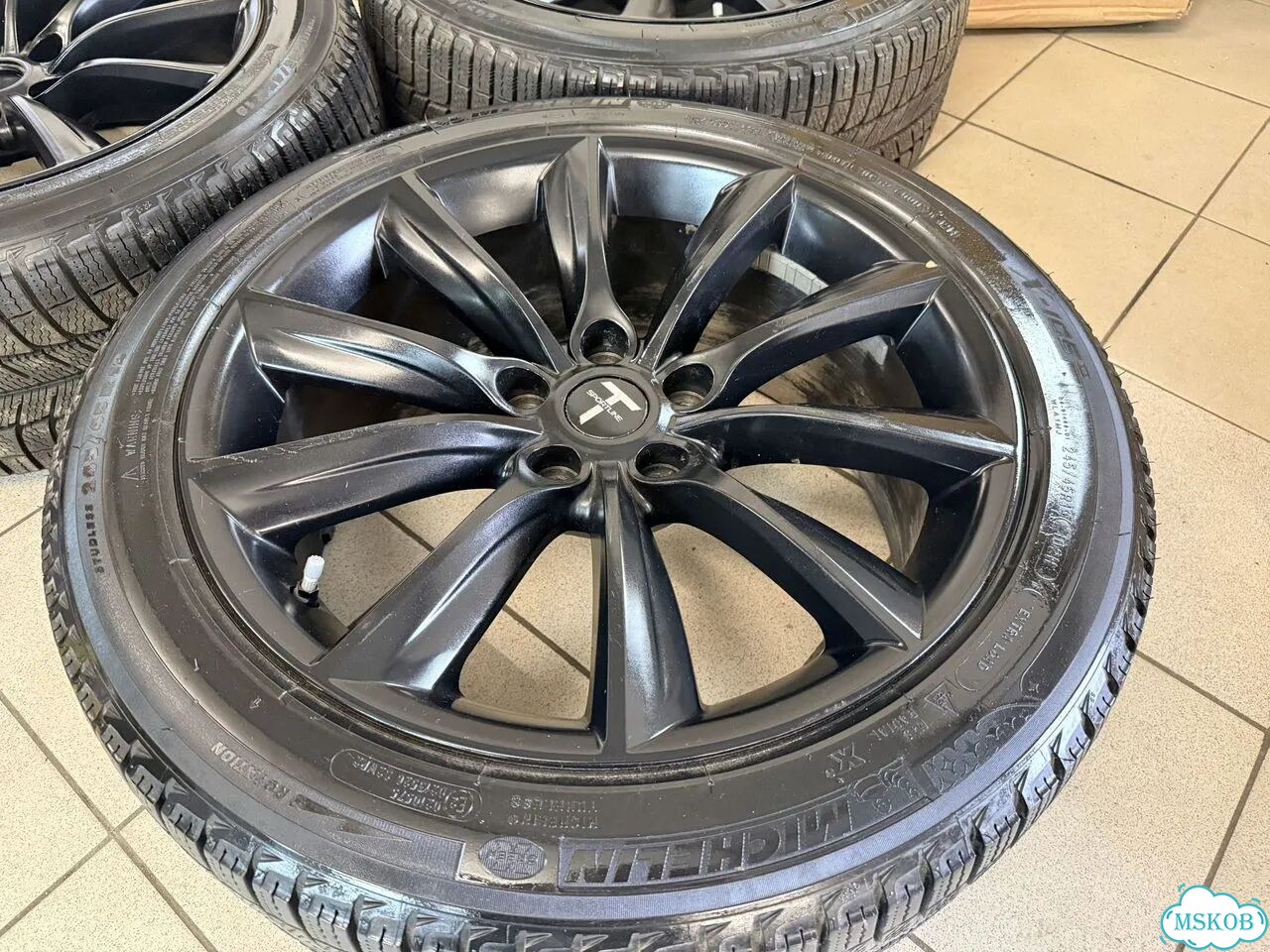 Колеса в сборе R19 для Tesla фото 2