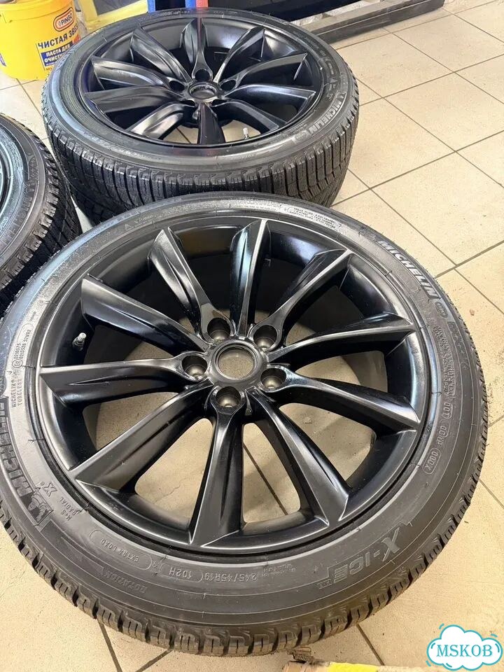 Колеса в сборе R19 для Tesla фото 3