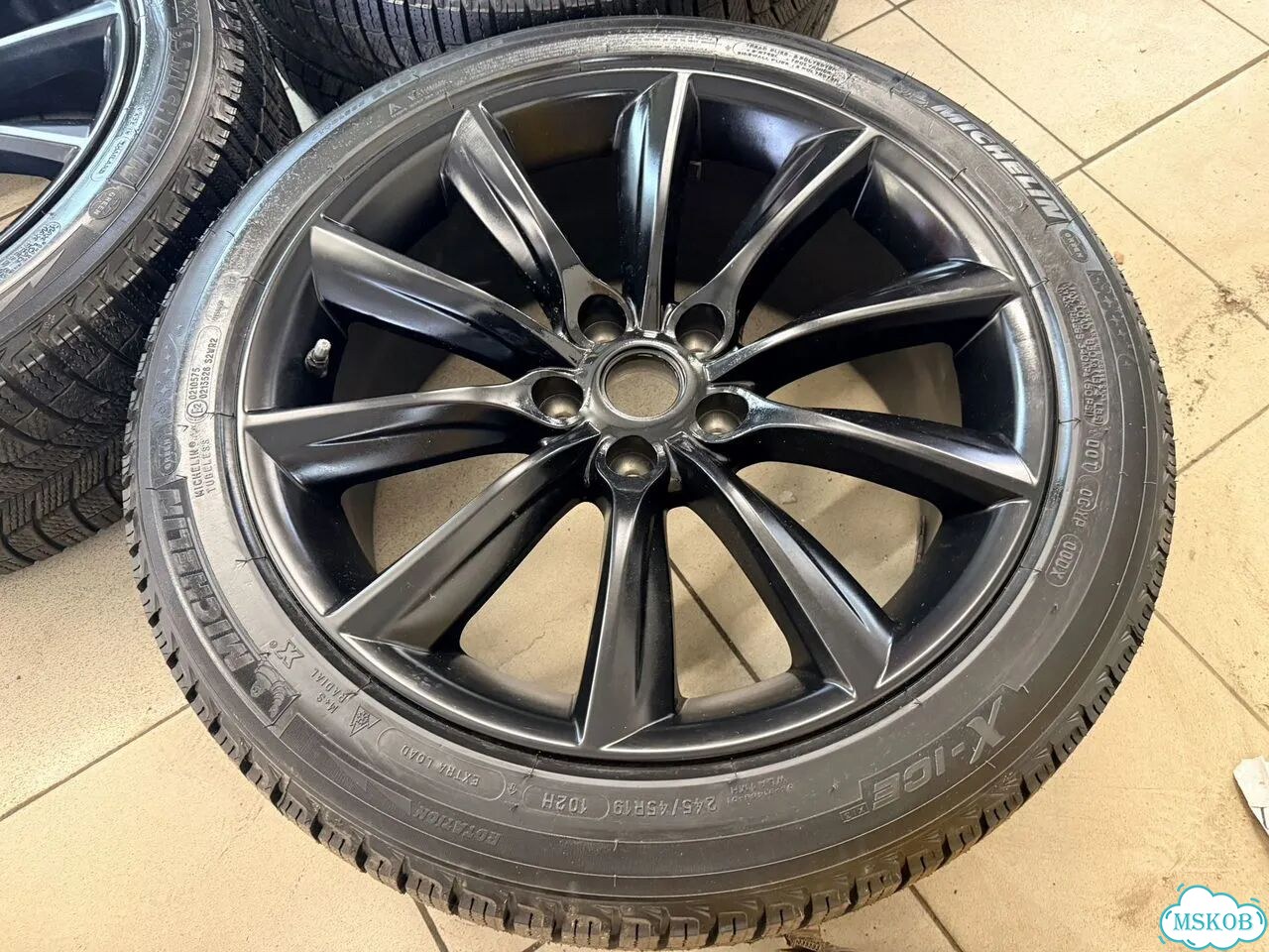 Колеса в сборе R19 для Tesla фото 4