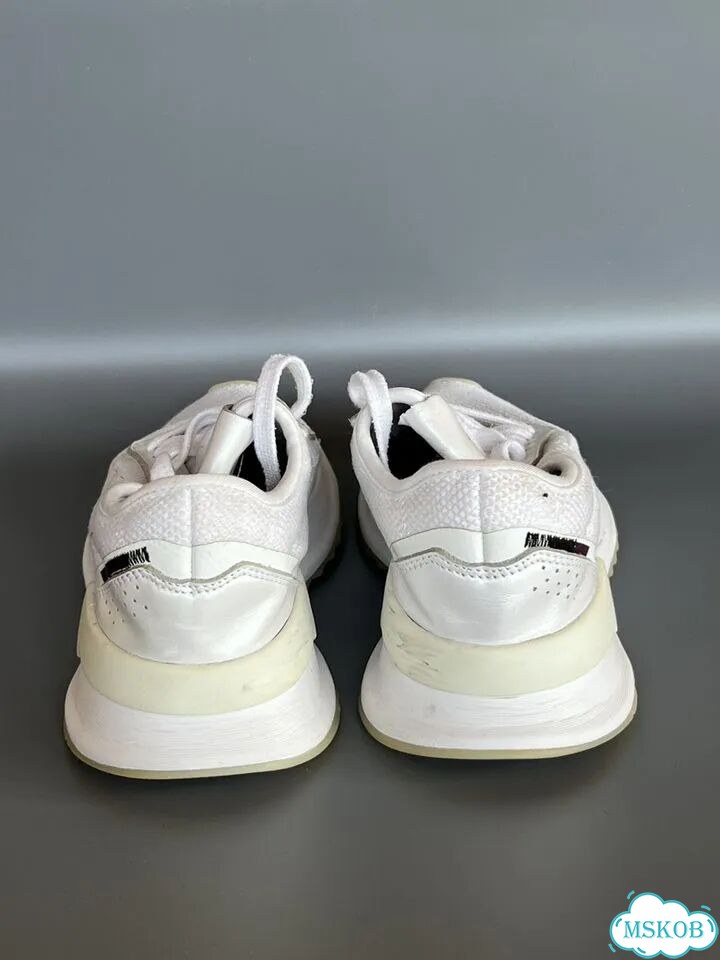 Кроссовки adidas фото 3