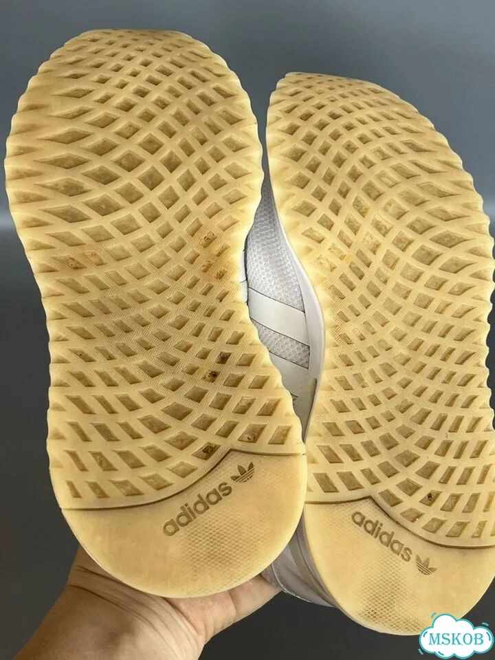 Кроссовки adidas фото 8