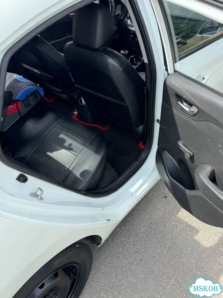 Hyundai Solaris 1.4 MT, 2018, 450 000 км фото 9