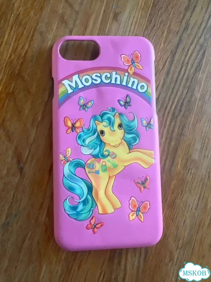 Чехол на iPhone 11 moschino фото 1