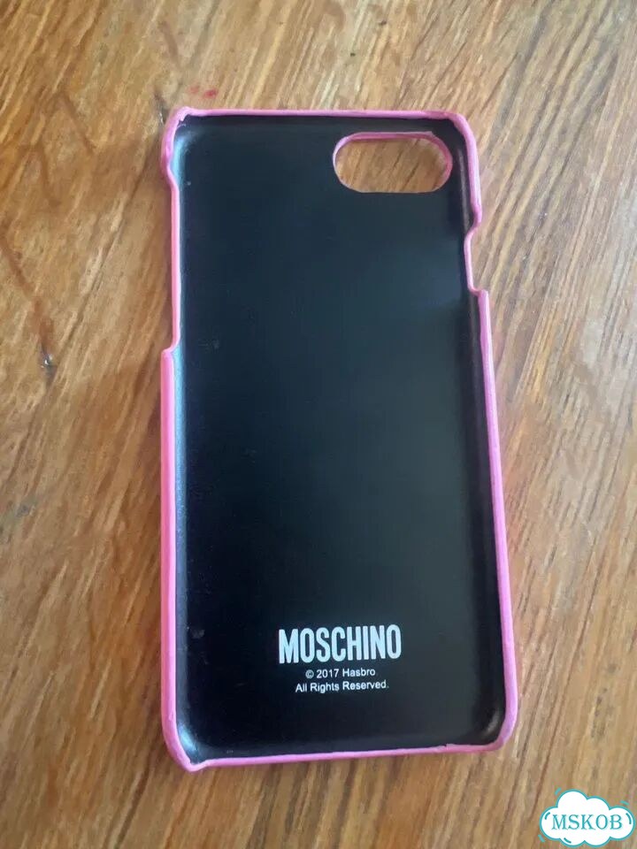Чехол на iPhone 11 moschino фото 2
