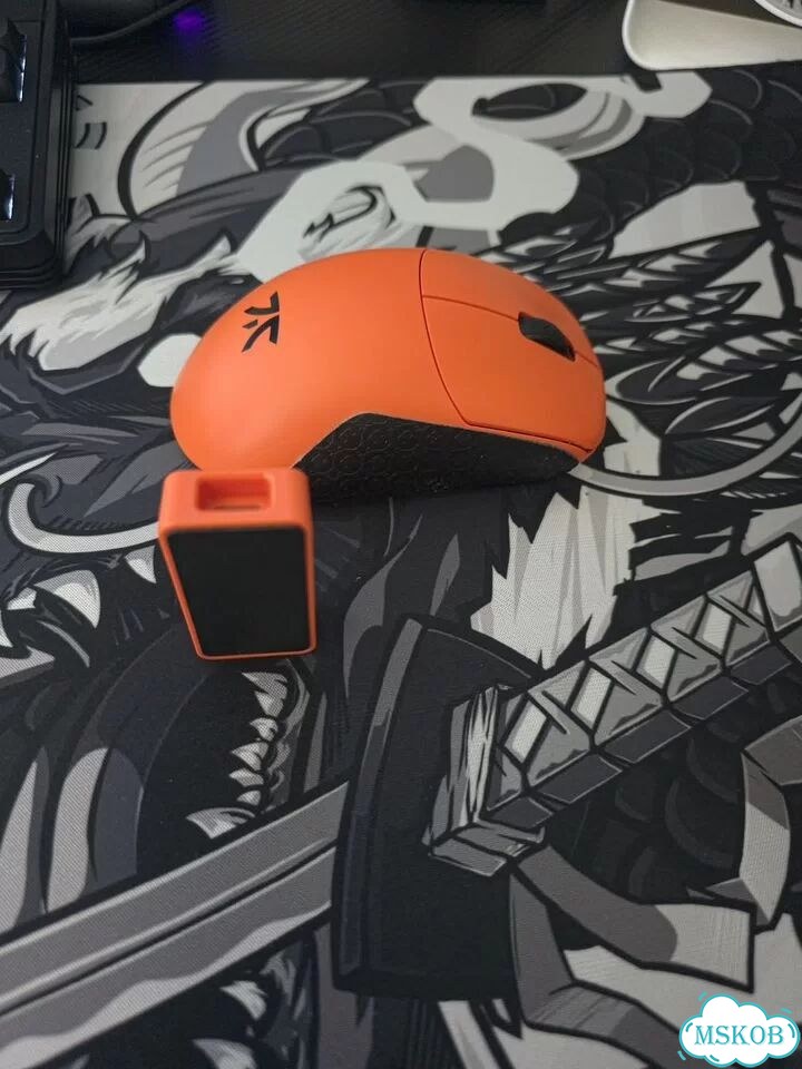 Игровая мышь lamzu & fnatic Thorn фото 3