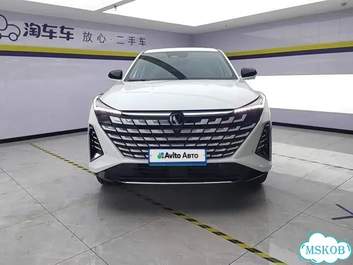 Changan UNI-Z 1.5 AMT, 2026, 1 км фото 2