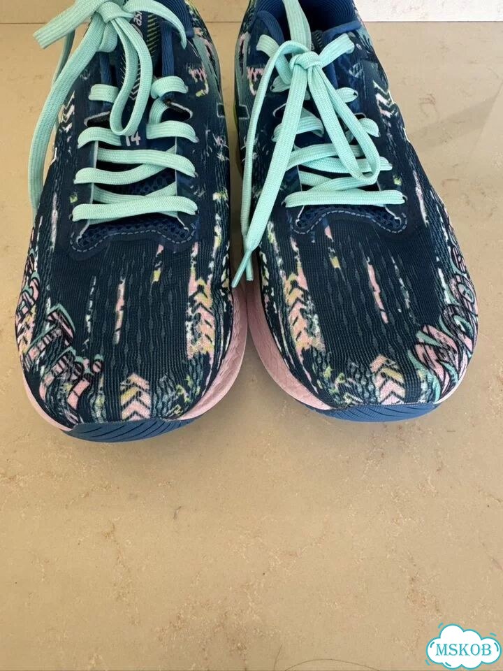 Новые женские кроссовки asics knit 39 фото 2