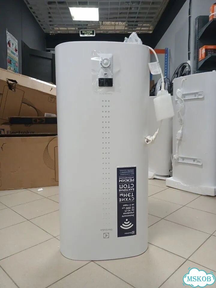 Водонагреватель Electrolux EWH 50 Centurio IQ 3.0 фото 1