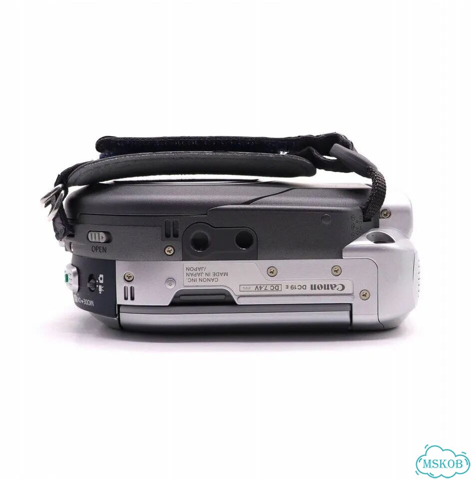 Компактная цифровая видеокамера Canon DC19 фото 8