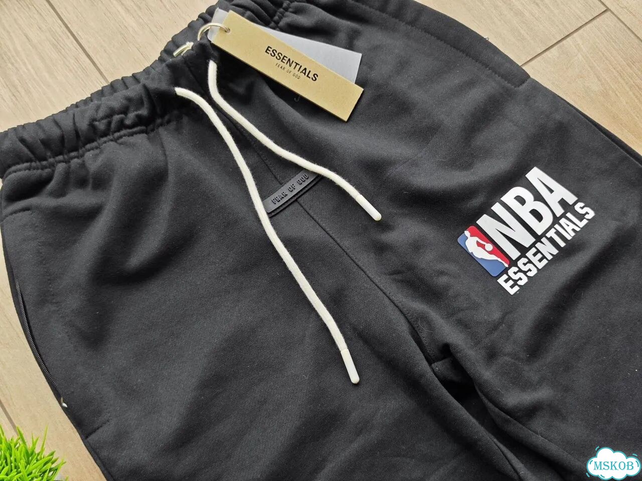 Штаны essentials fear of god NBA фото 1