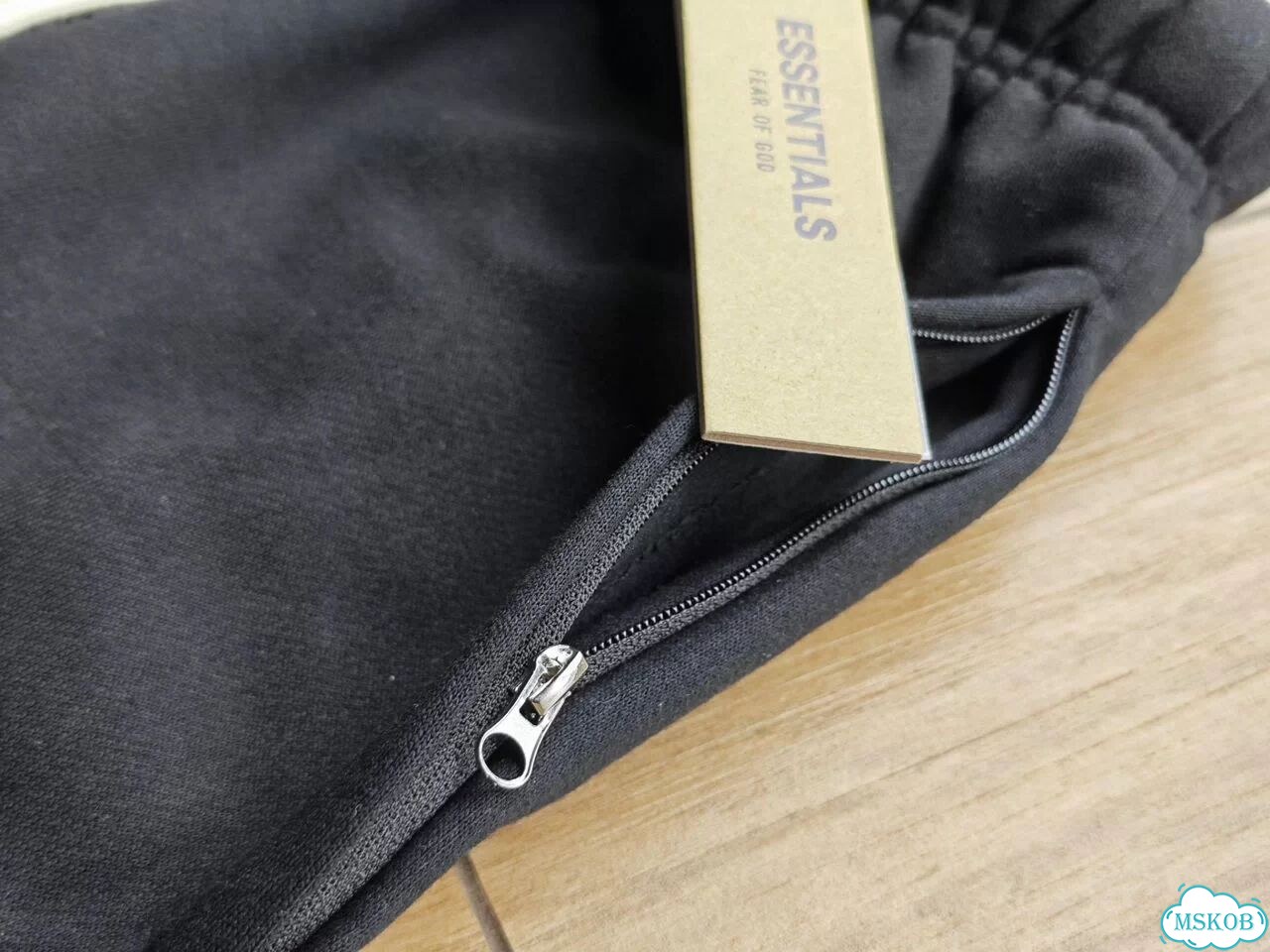 Штаны essentials fear of god NBA фото 5