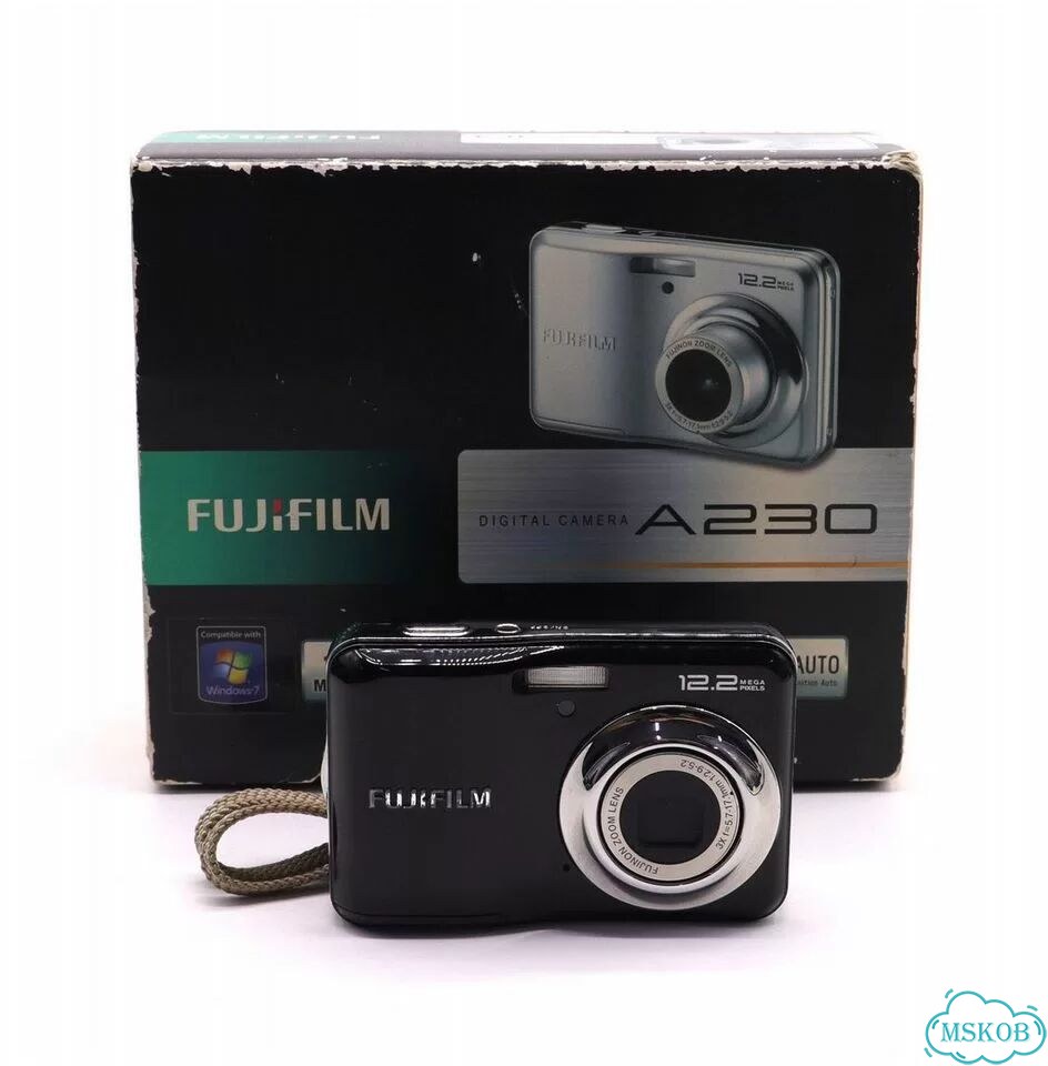 Компактная камера Fujifilm FinePix A230 в упаковке фото 1