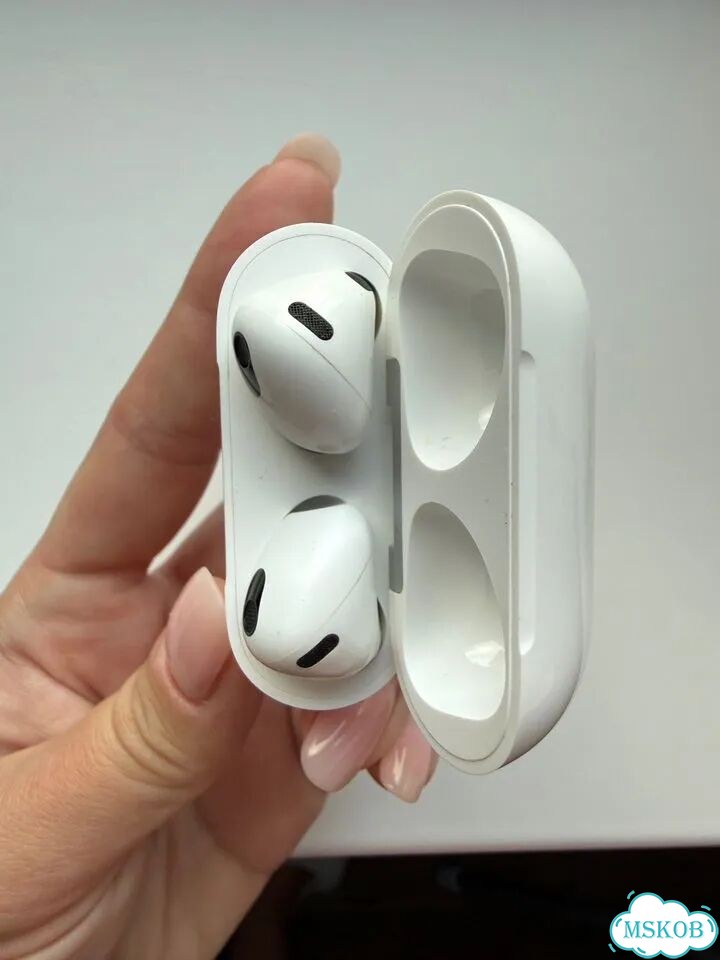AirPods 3 фото 2