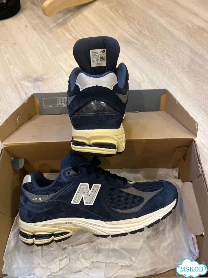 Кроссовки new balance m2002rca фото 3