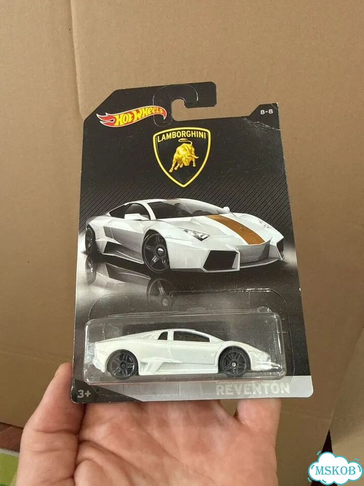 Hot Wheels Lamborghini Reventon фото 1