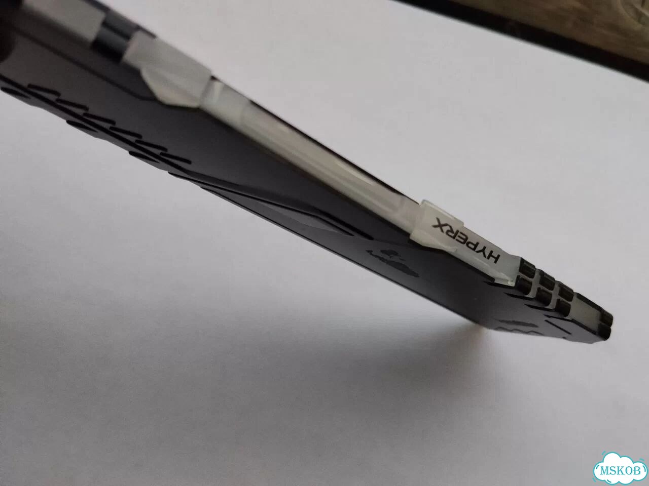 Оперативная память ddr4 8 gb с подсветкой фото 2