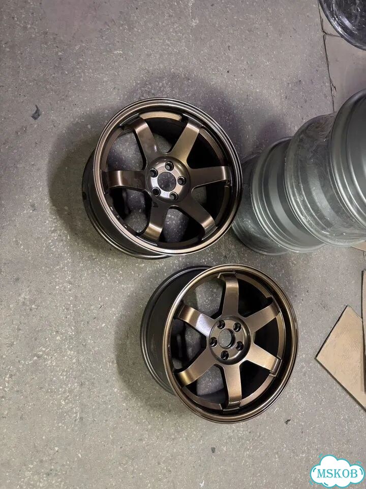Литые диски Rays Volk Racing TE37 8×R17 5×100 фото 1