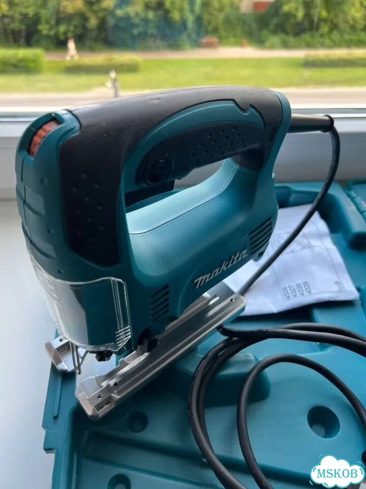 Электрический лобзик Makita 4329KX1 фото 1