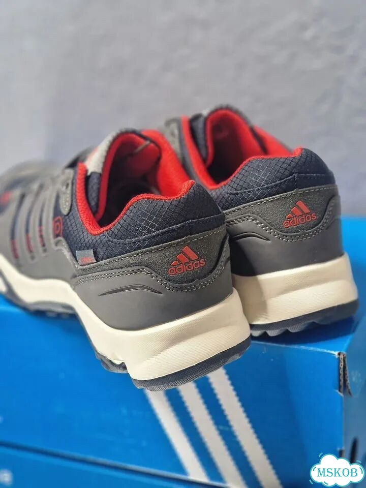Кроссовки adidas Индонезия 41 размер 25.5см фото 5