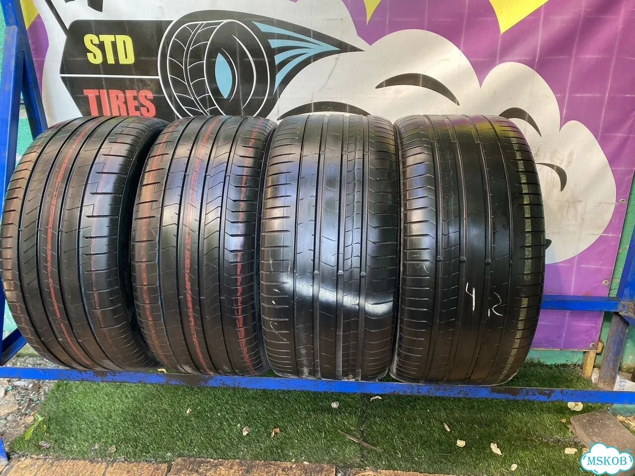 Pirelli P Zero PZ4 295/35 R21 и 315/30 R22 107Y фото 1
