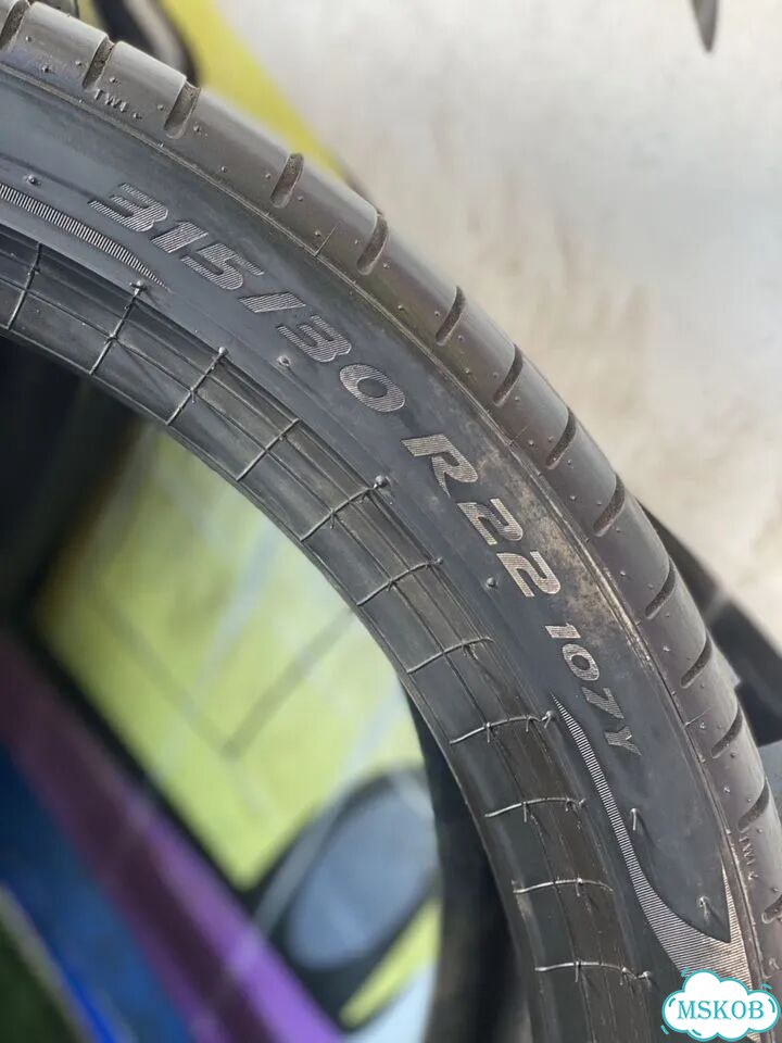 Pirelli P Zero PZ4 295/35 R21 и 315/30 R22 107Y фото 5