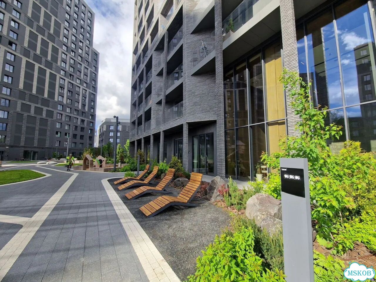 2-к. квартира, 67 м², 4/20 эт. фото 1