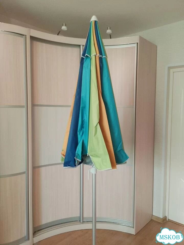 Аренда пляжных зонтов фото 2