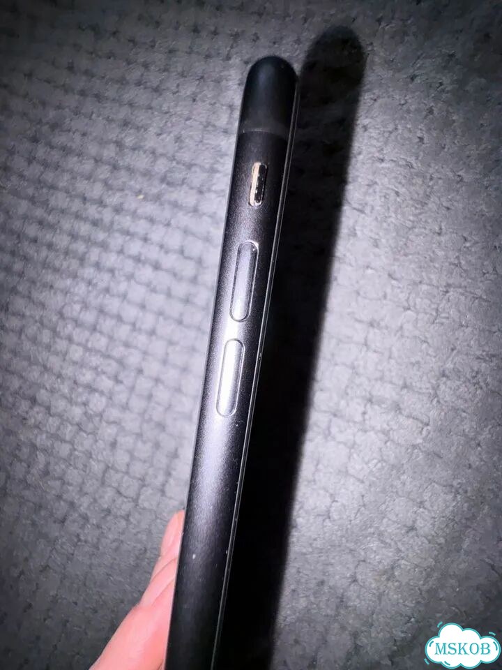 iPhone 11, 128 ГБ, SIM + eSIM фото 9
