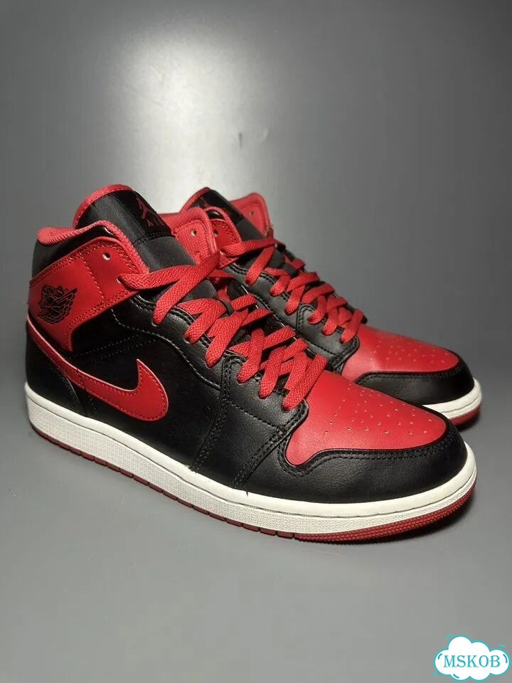 Кроссовки Nike Air Jordan 1 Mid Banned оригинал фото 5